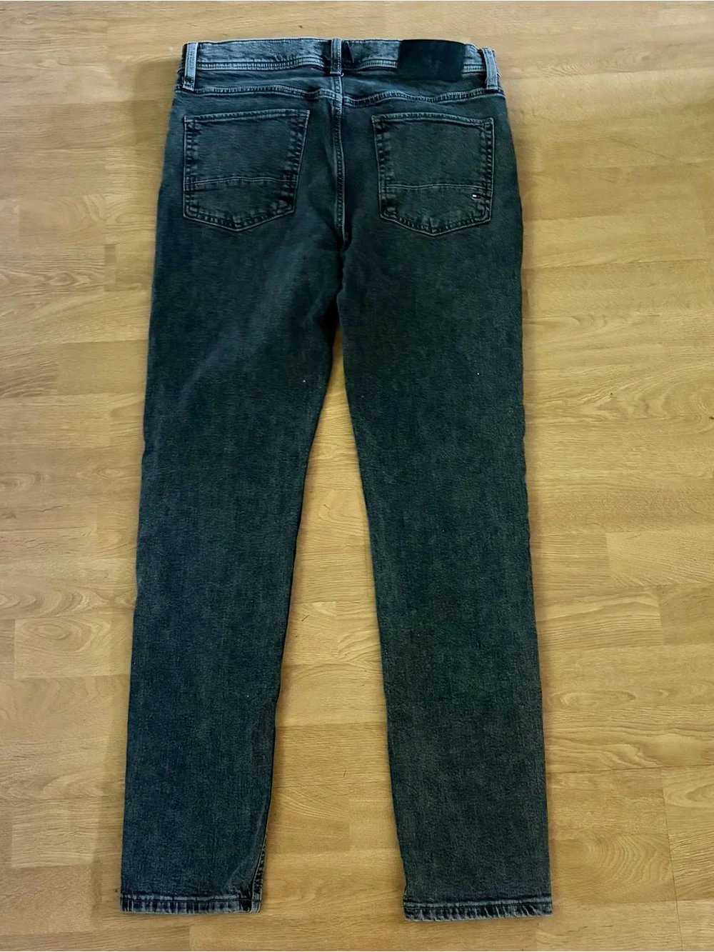 Tommy Hilfiger men’s black slim fir denim jeans Sz 32x32